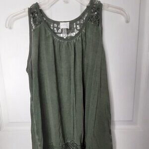 Cupio Size Large Olive Green Sleeveless Top Embroidery on Shoulders, Back & Hem